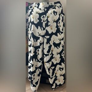 NWOT NINE WEST WIDE LEG PANTS 3X RELAXED THROUGH HIP & THIGH, WRINKLE RESISTANT